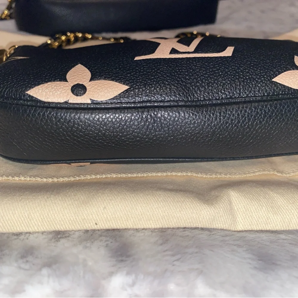 Louis Vuitton Black & Pale Pink Monogram Chain Shoulder Bag - Picture 4 of 5